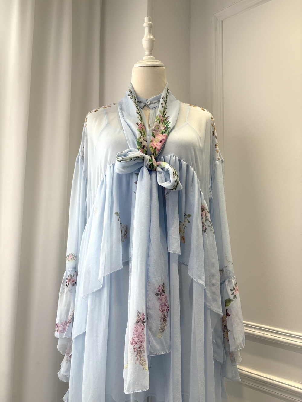 Camilla ruffle high low dress with long sleeve - Picture 10 of 15